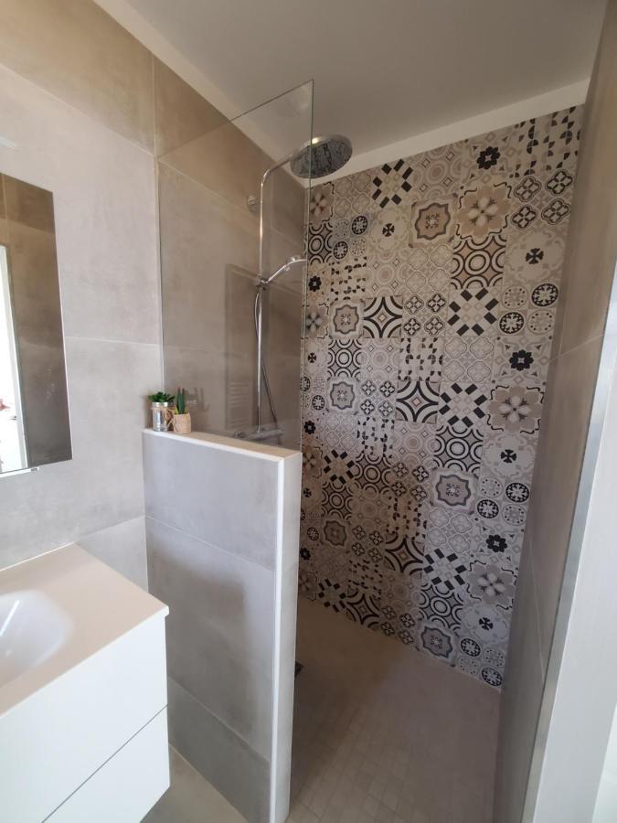 פונויל Charmant Studio Moderne Avec Exterieur "Dormir En Provence" מראה חיצוני תמונה
